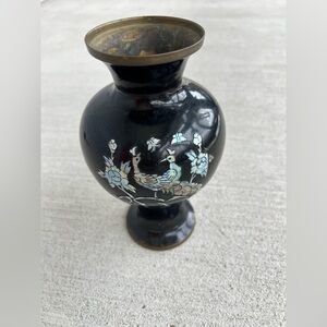 Vintage Black Lacquer Vase Mother of Pearl Inlay Birds Brass Rim 9” Asian Decor